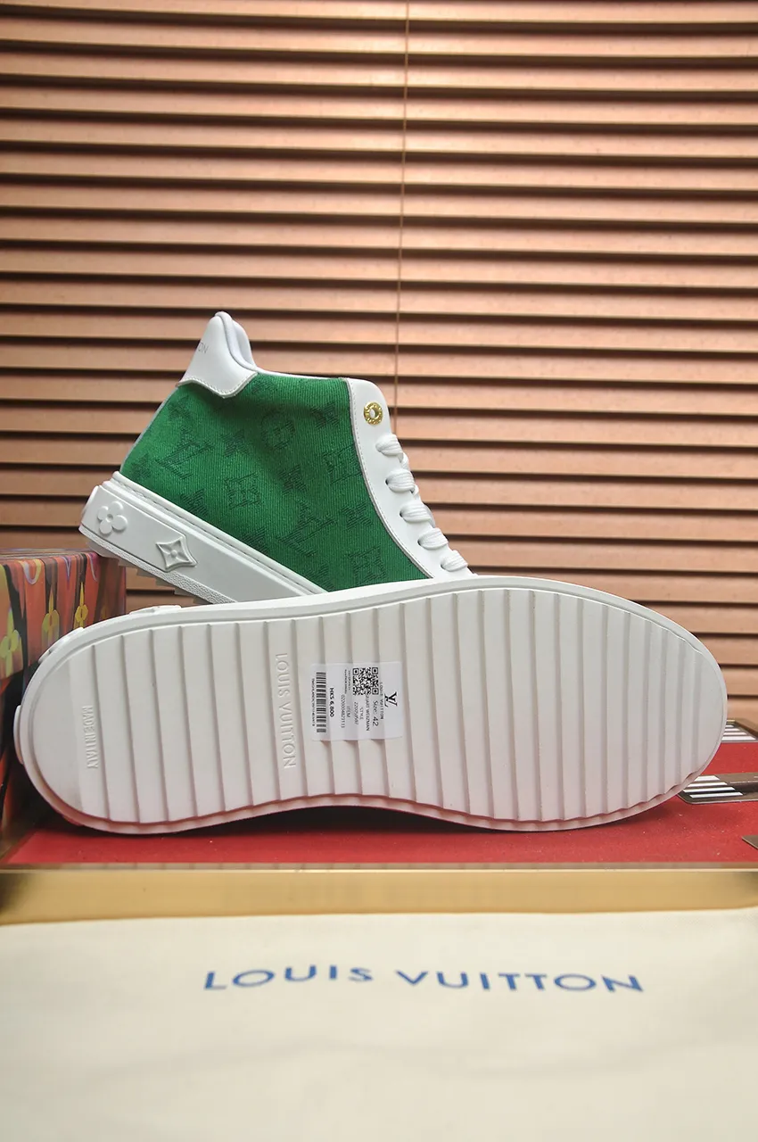 Men's shoes 💰600💶[LOUIS VUITTON] Original order price (mesh lining) new model 🍀LV Louis Vuitton * - top version of LV classic trendy shoes! Made of imported original cowhide, water-dyed cowhide lining, and original wear-resistant rubber outsole! High quality products! Code number 38-45 (45 is custom-made and cannot be returned or exchanged)